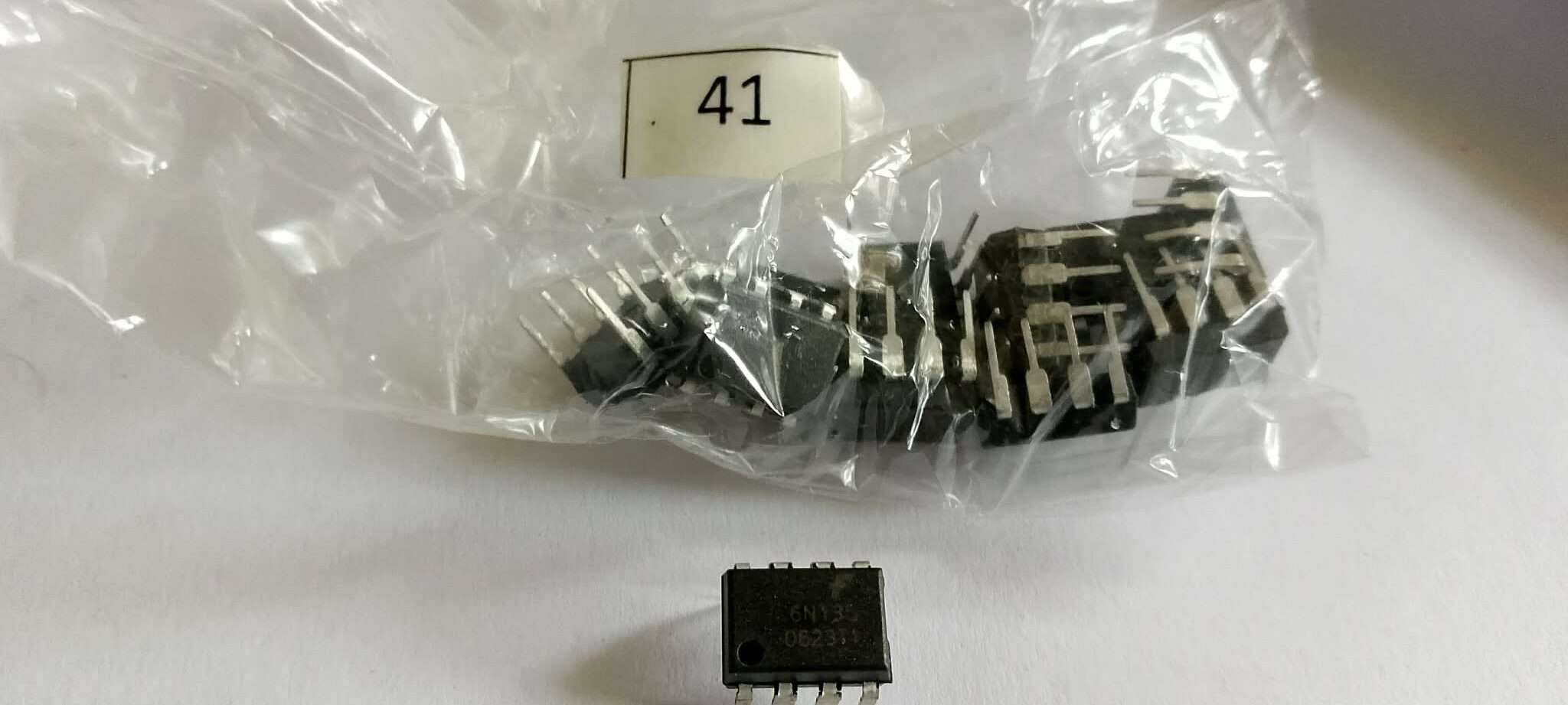 Optocoupleurs 6N135 - الصورة 2