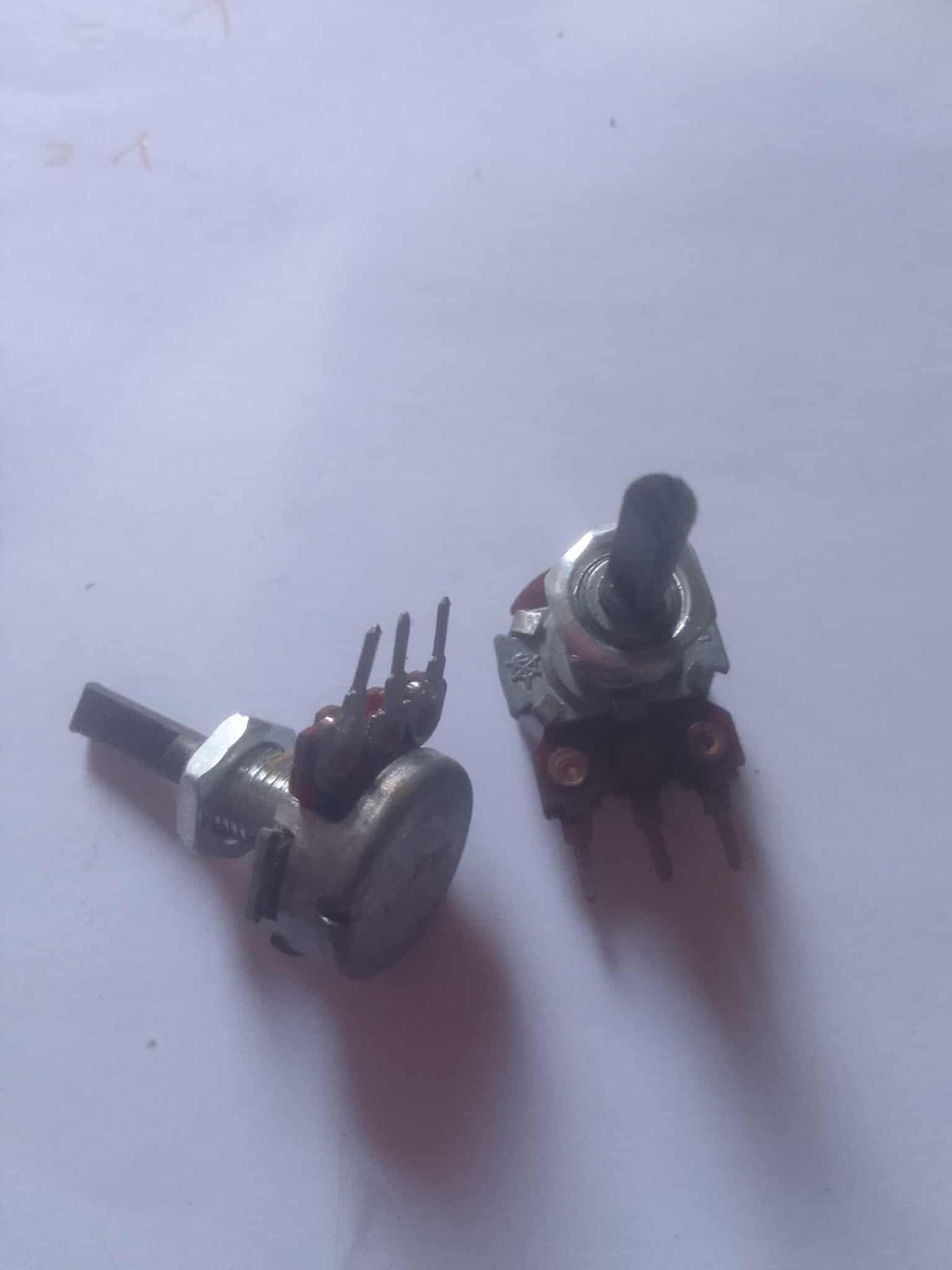 potentiometres WH148 blan